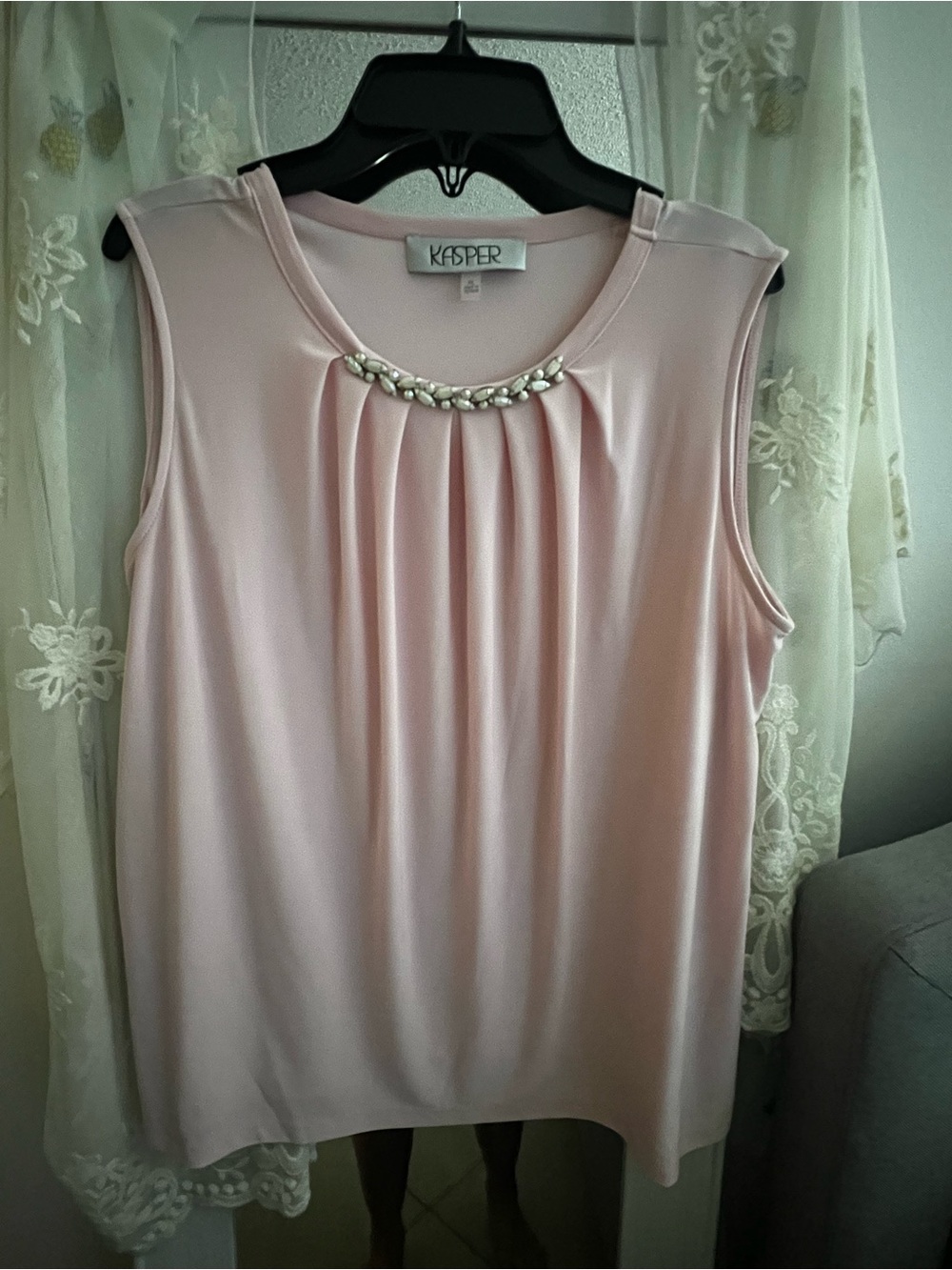 Kasper Light Pink Sleeveless Camisole with Pearl Accent